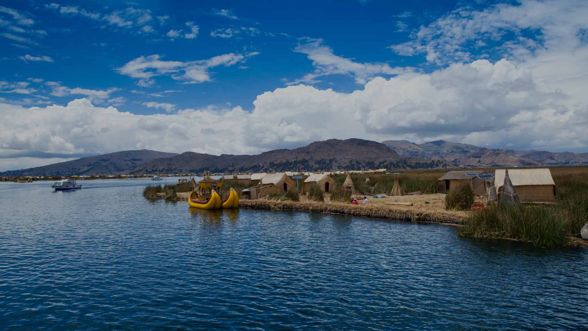 Comunidad andina en el lago titicaca